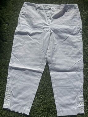 Talbots “Perfect Crop” White ,capri length